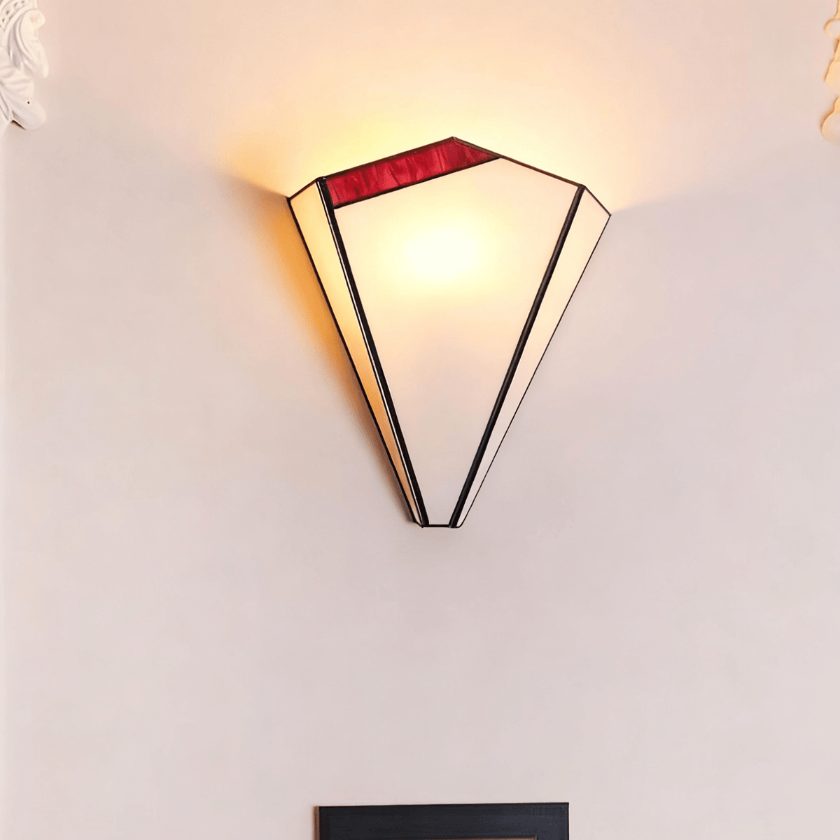 Lila Deco wandlamp