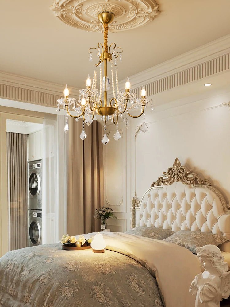 Evaria traditionele luxe kroonluchter met kristal en parels