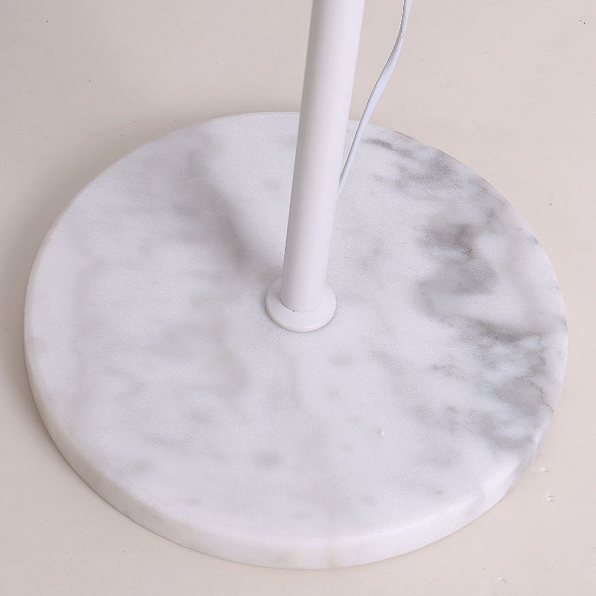 Nora moderne vloerlamp