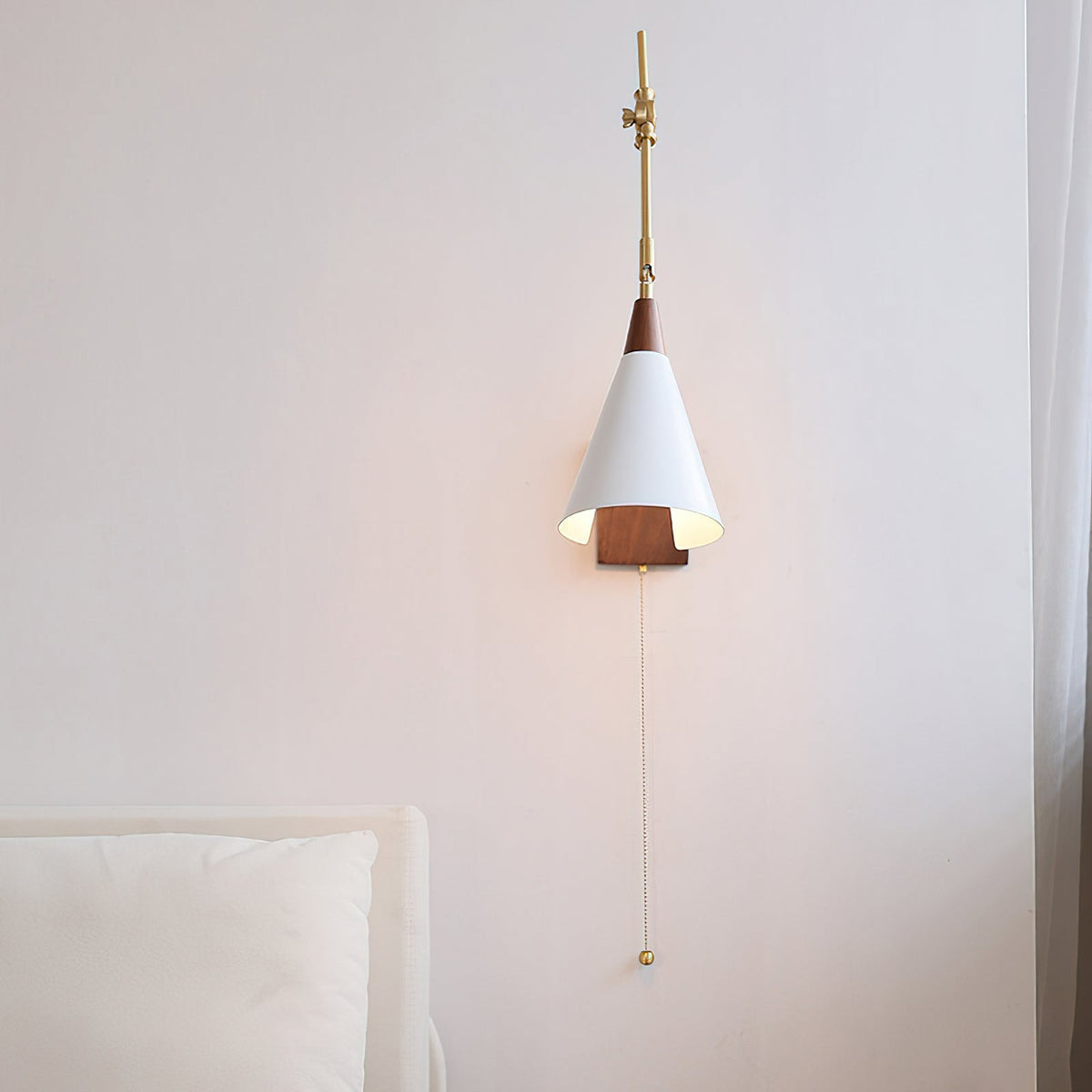 Laurent Swing Arm wandlamp