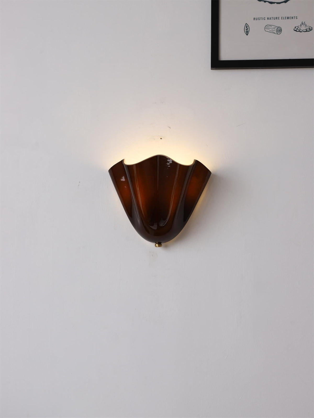 Veleina wandlamp met glazen kap
