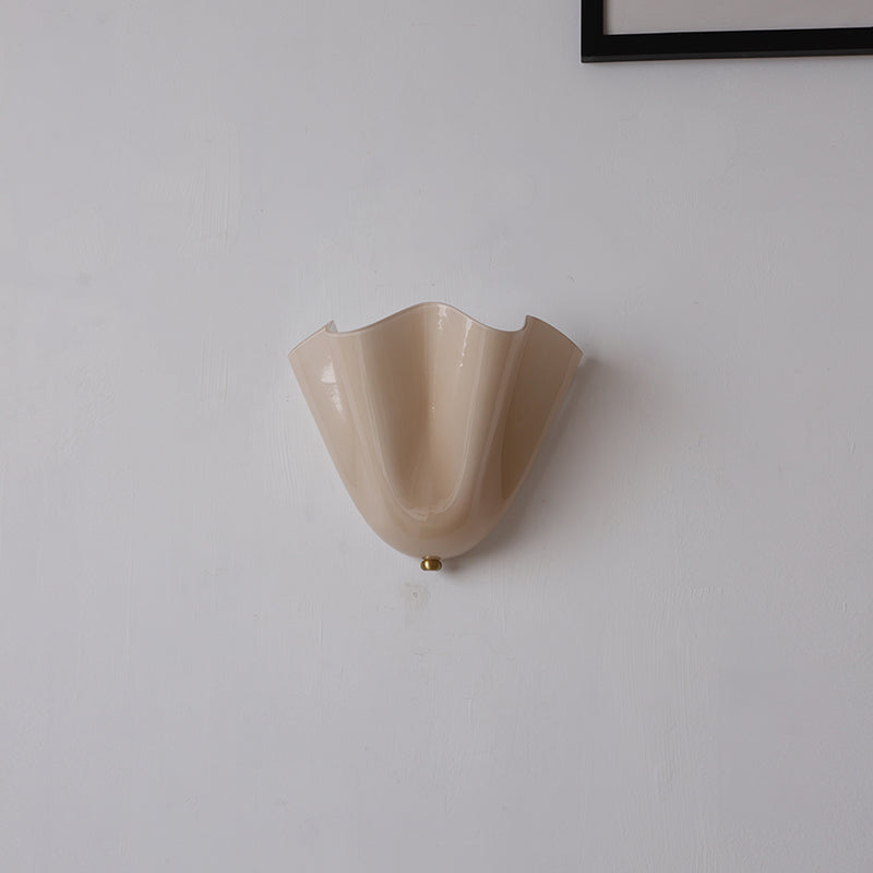 Veleina wandlamp met glazen kap