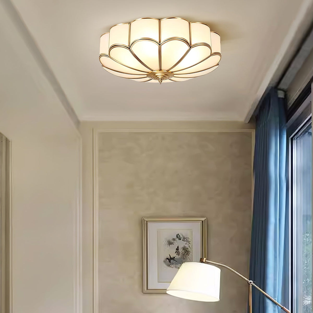 Velenena plafondlamp bloemvormig glas messing