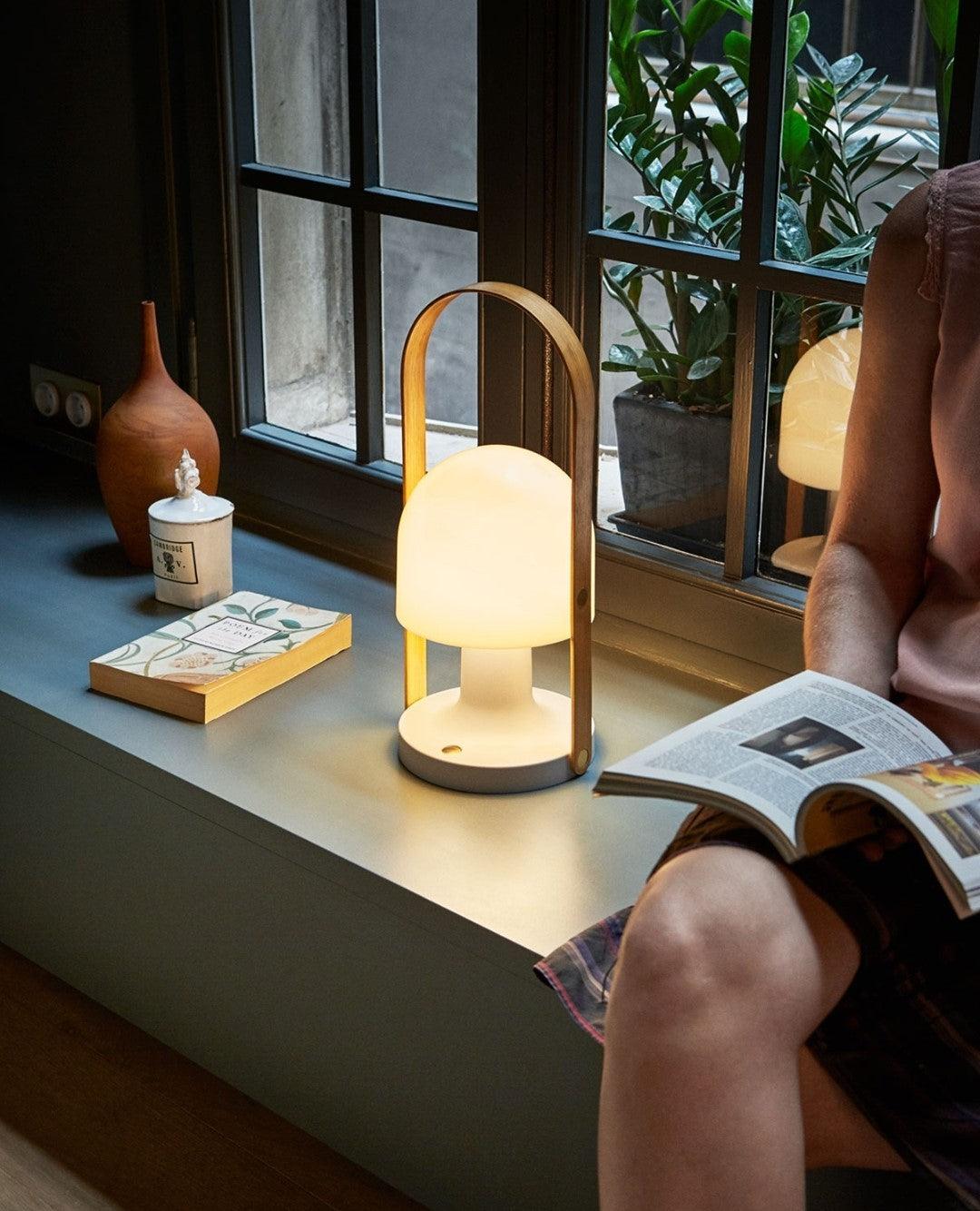 Nerys Scandinavische tafellamp