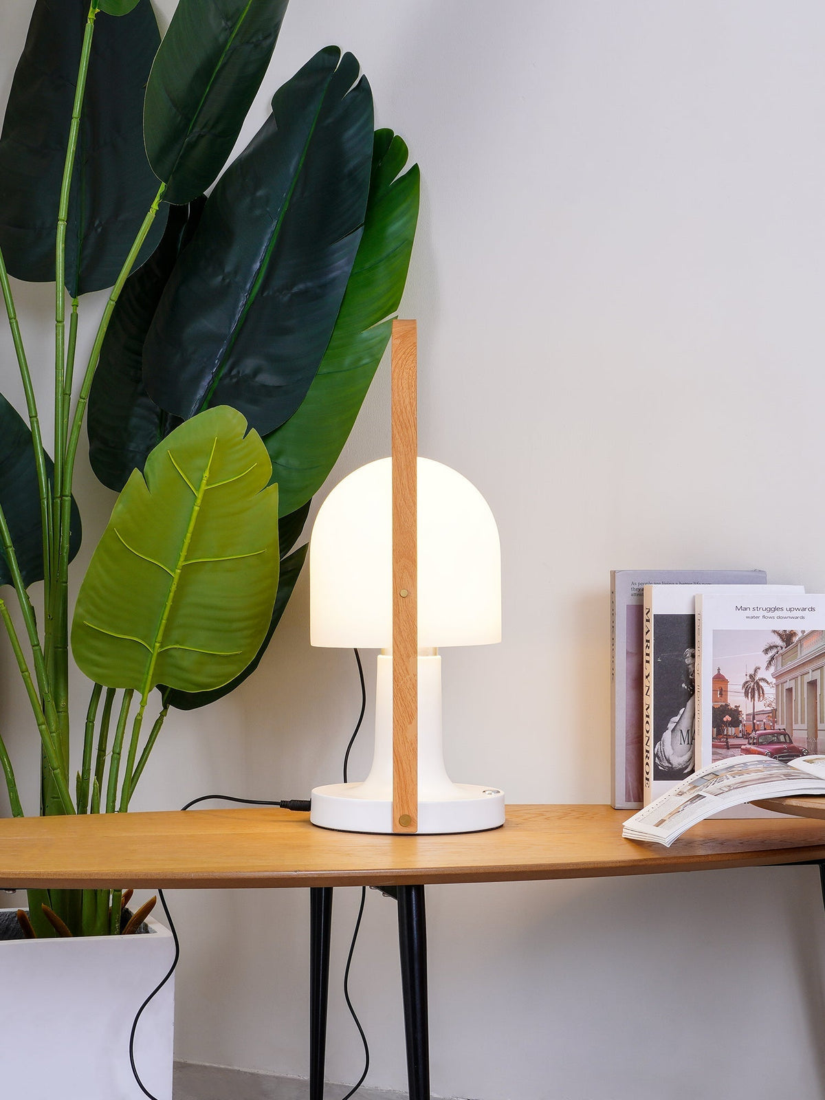 Nerys Scandinavische tafellamp