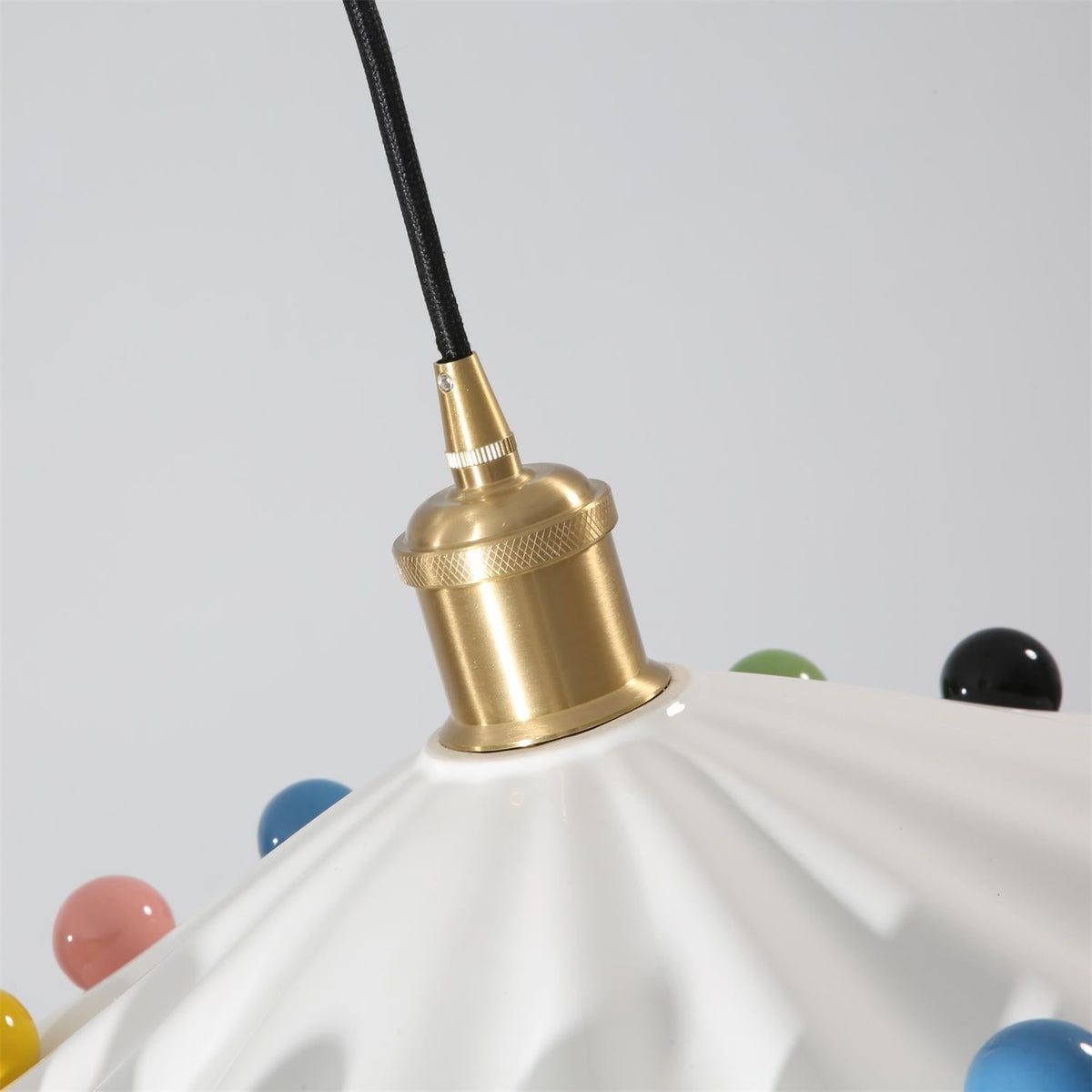 Solvira hanglamp met golfvormige keramische kap