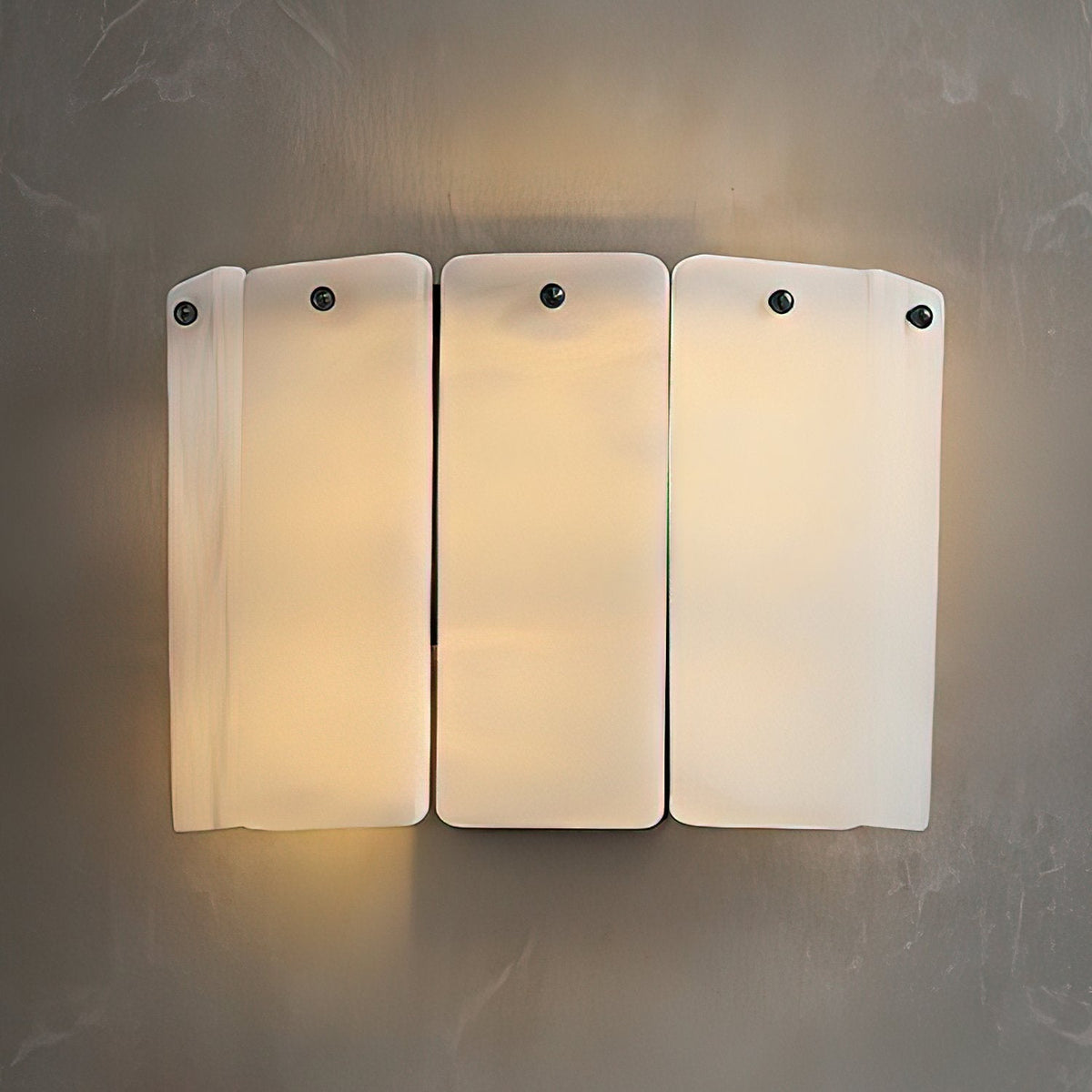 Corvane wandlamp met gebroken albast