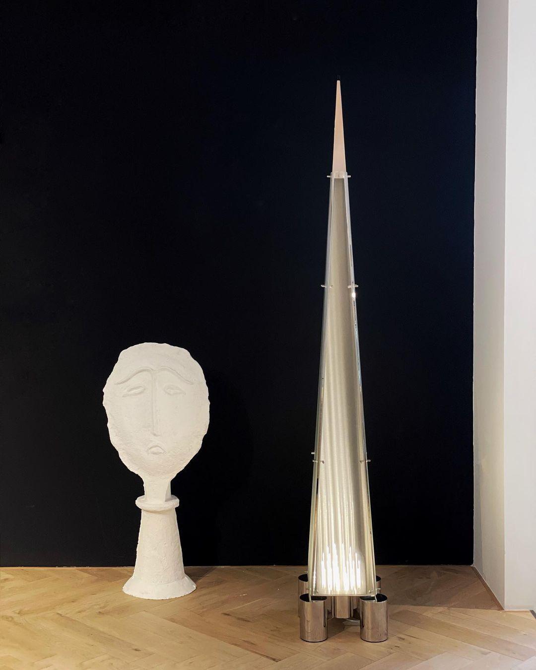 Velelira Moderne vloerlamp met glazen kap