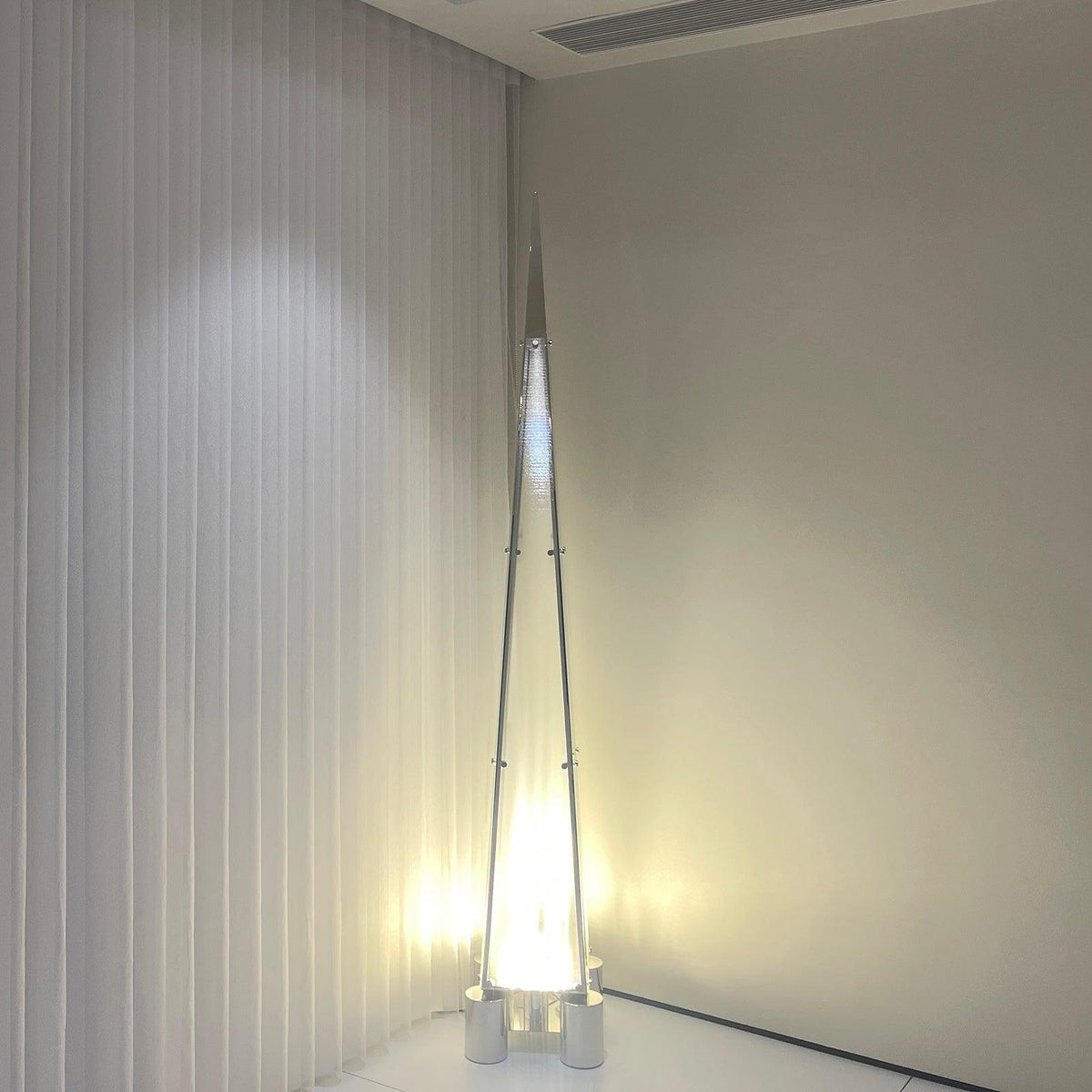 Velelira Moderne vloerlamp met glazen kap