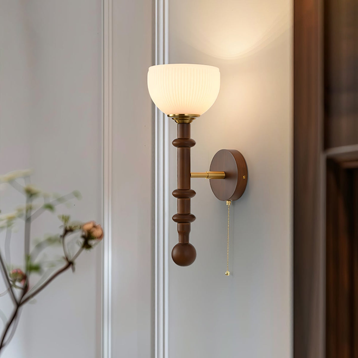 Hilda Roma elegantie wandlamp van hout