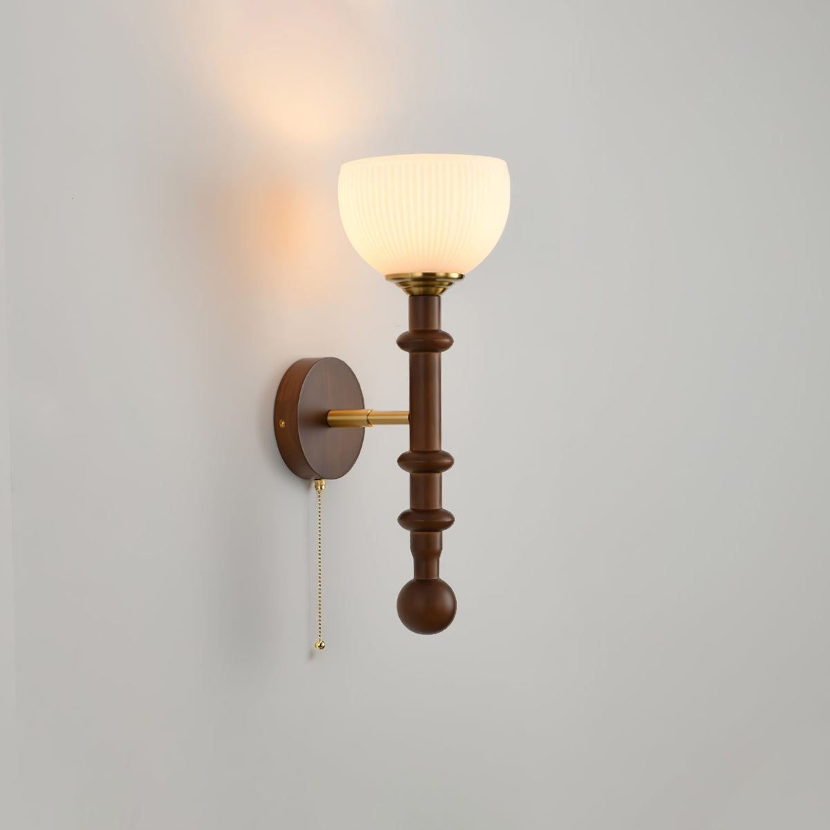 Hilda Roma elegantie wandlamp van hout