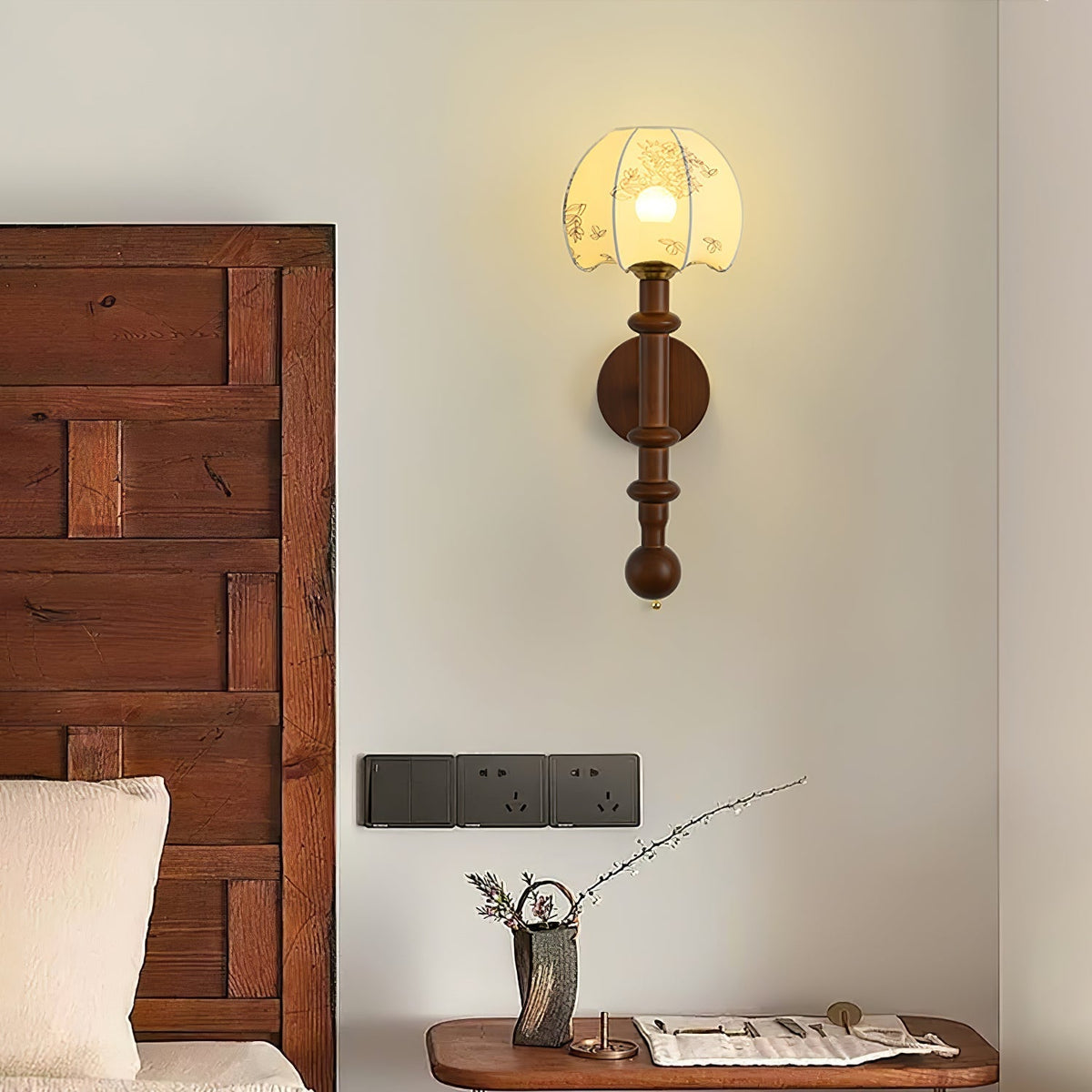 Hilda Roma elegantie wandlamp van hout