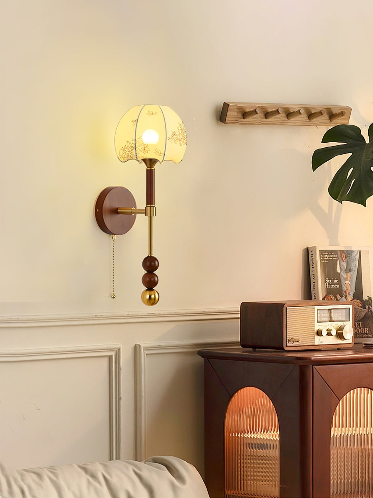 Hilda Roma elegantie wandlamp van hout