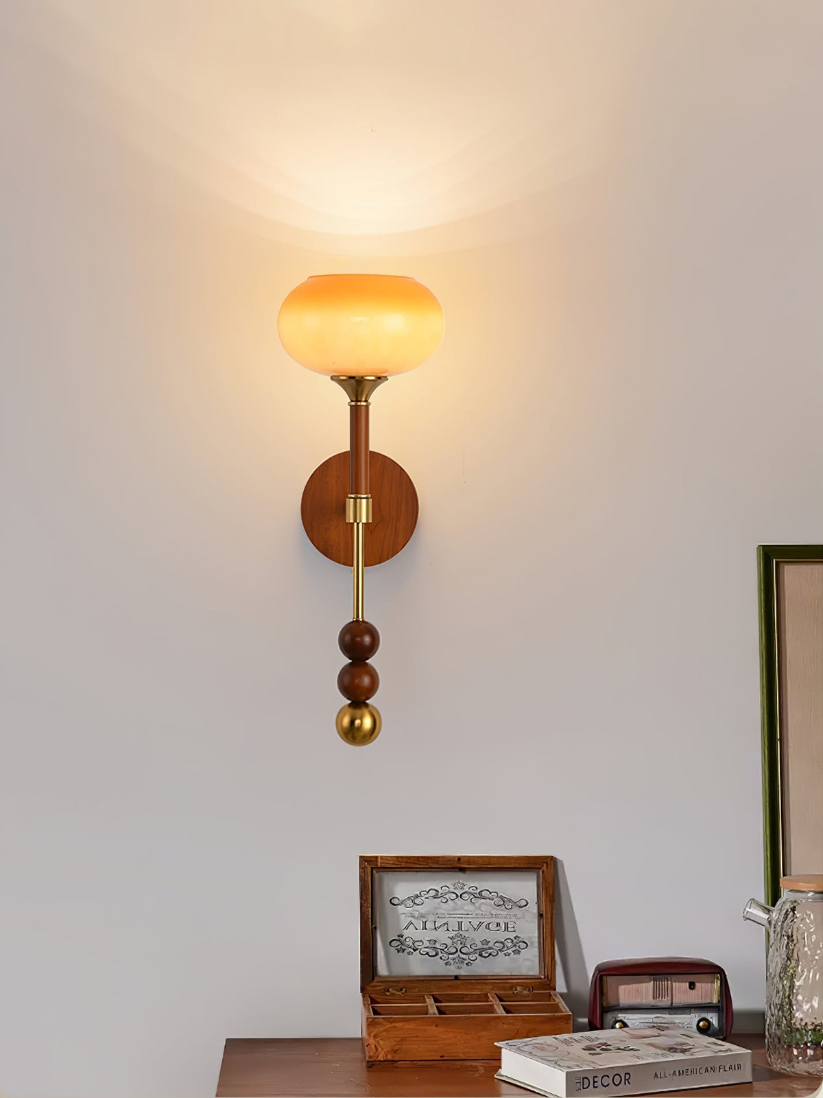 Hilda Roma elegantie wandlamp van hout