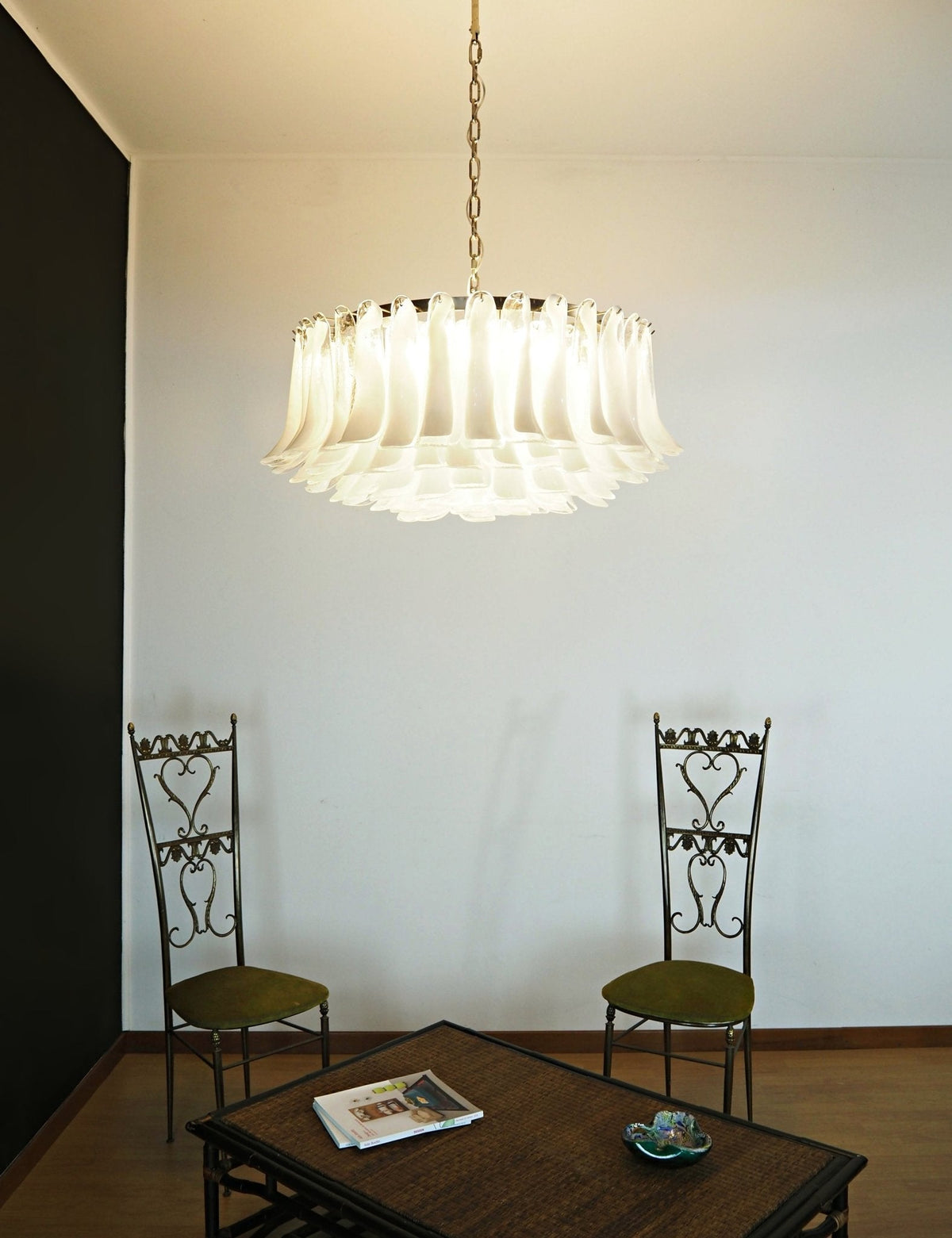 Thalion Kroonluchter Wit Murano-glas Bloemblaadjes Elegant