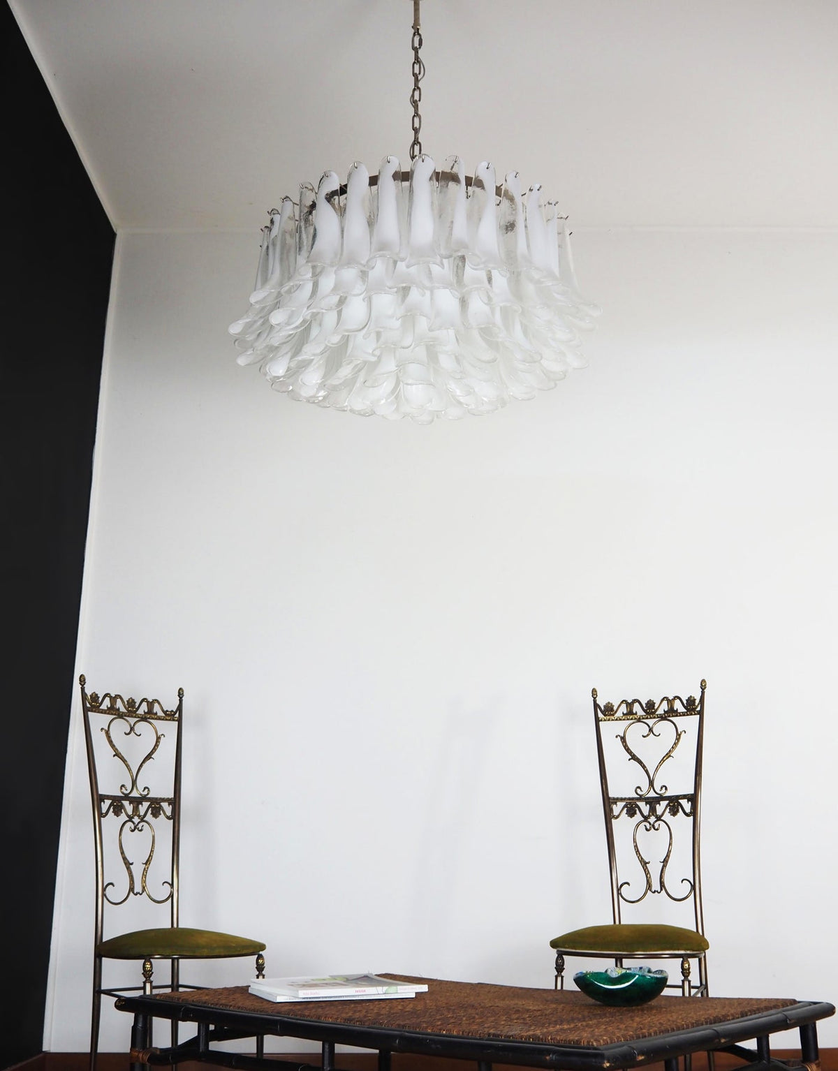 Thalion Kroonluchter Wit Murano-glas Bloemblaadjes Elegant