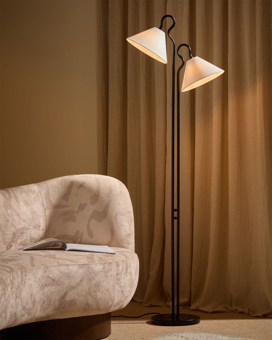 Viraoria vloerlamp