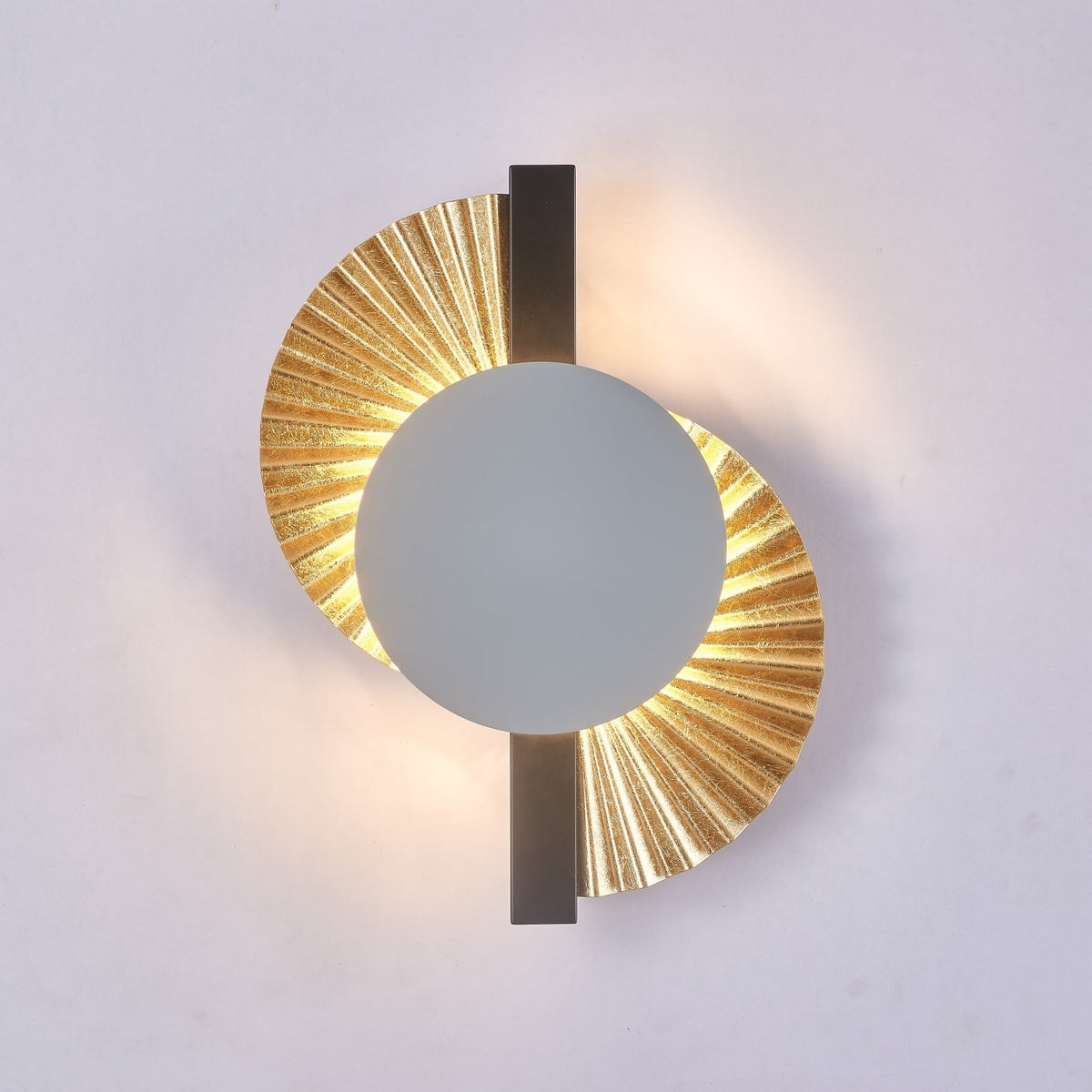Arbordale Gouden wandlamp met Zonnestralen