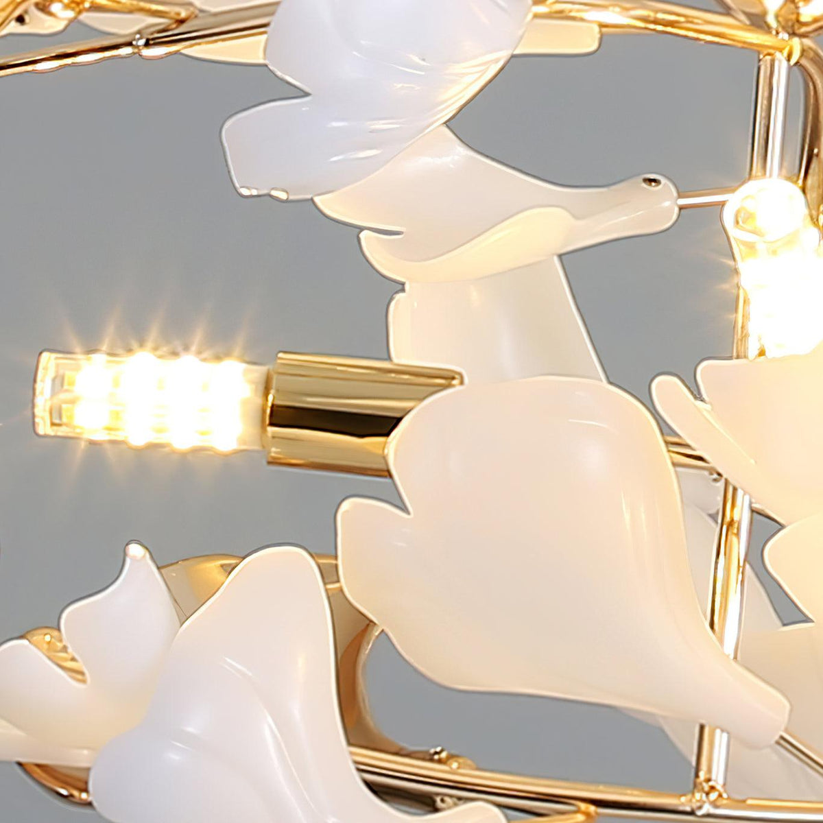 Quiven Kroonluchter Gingko Blad Keramiek Goud Elegant