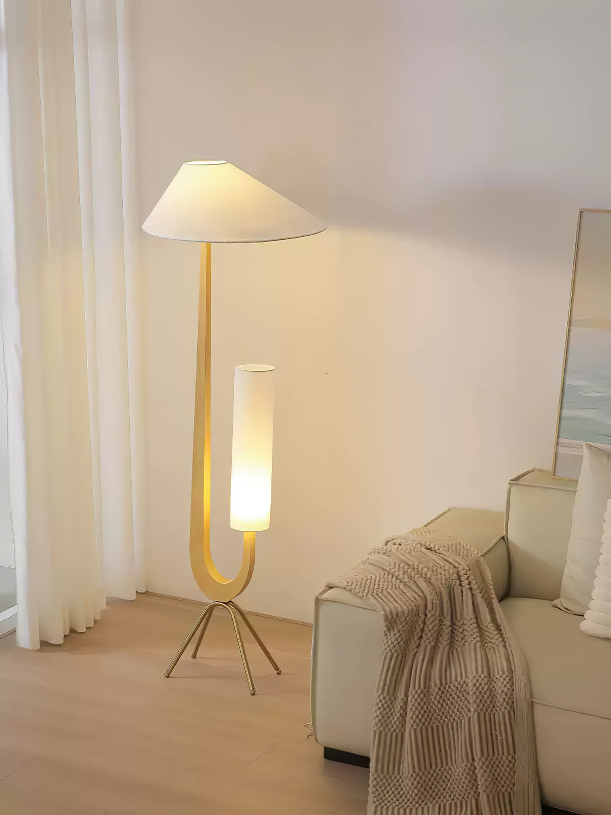 Novael vloerlamp van stof in Scandinavische stijl