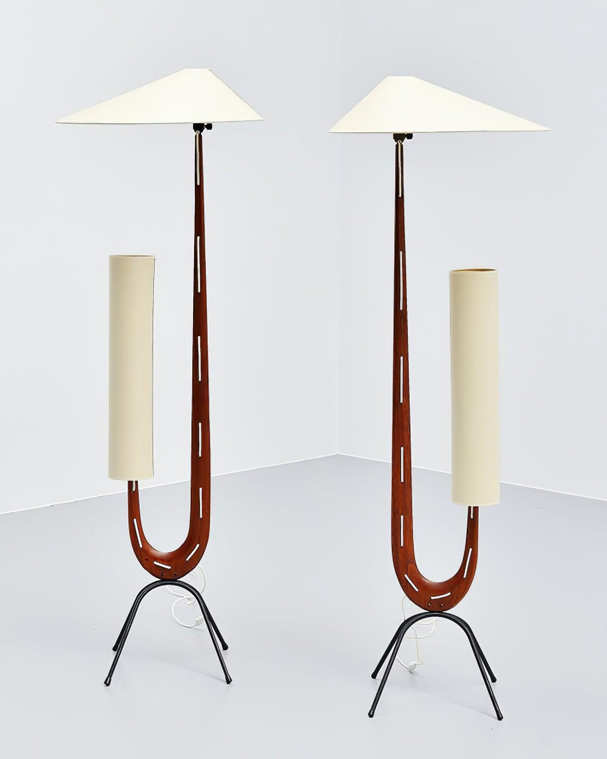 Novael vloerlamp van stof in Scandinavische stijl