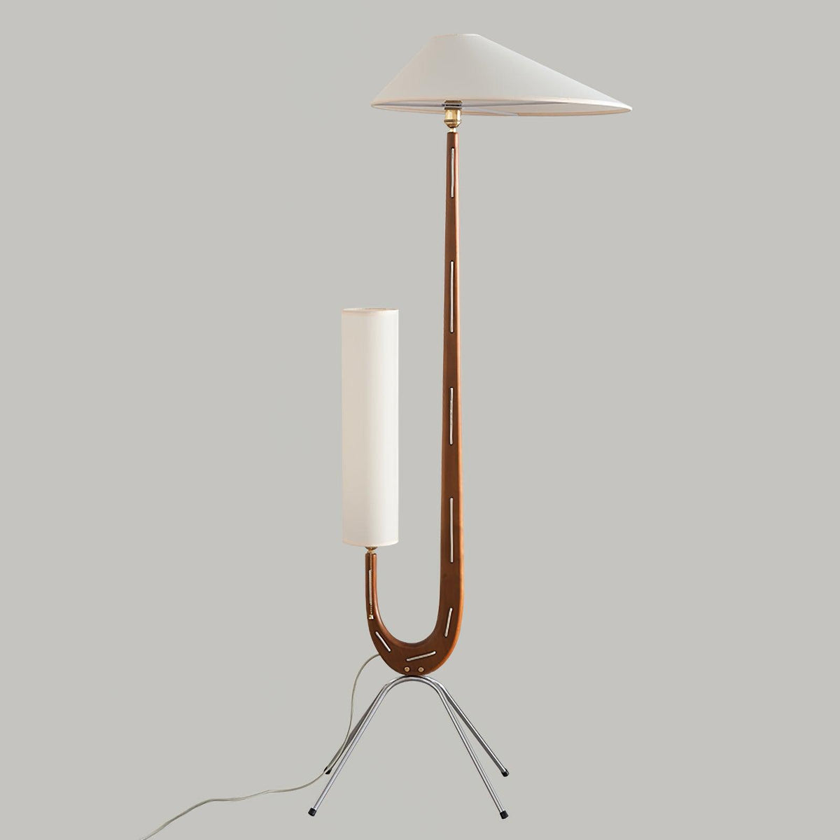 Novael vloerlamp van stof in Scandinavische stijl