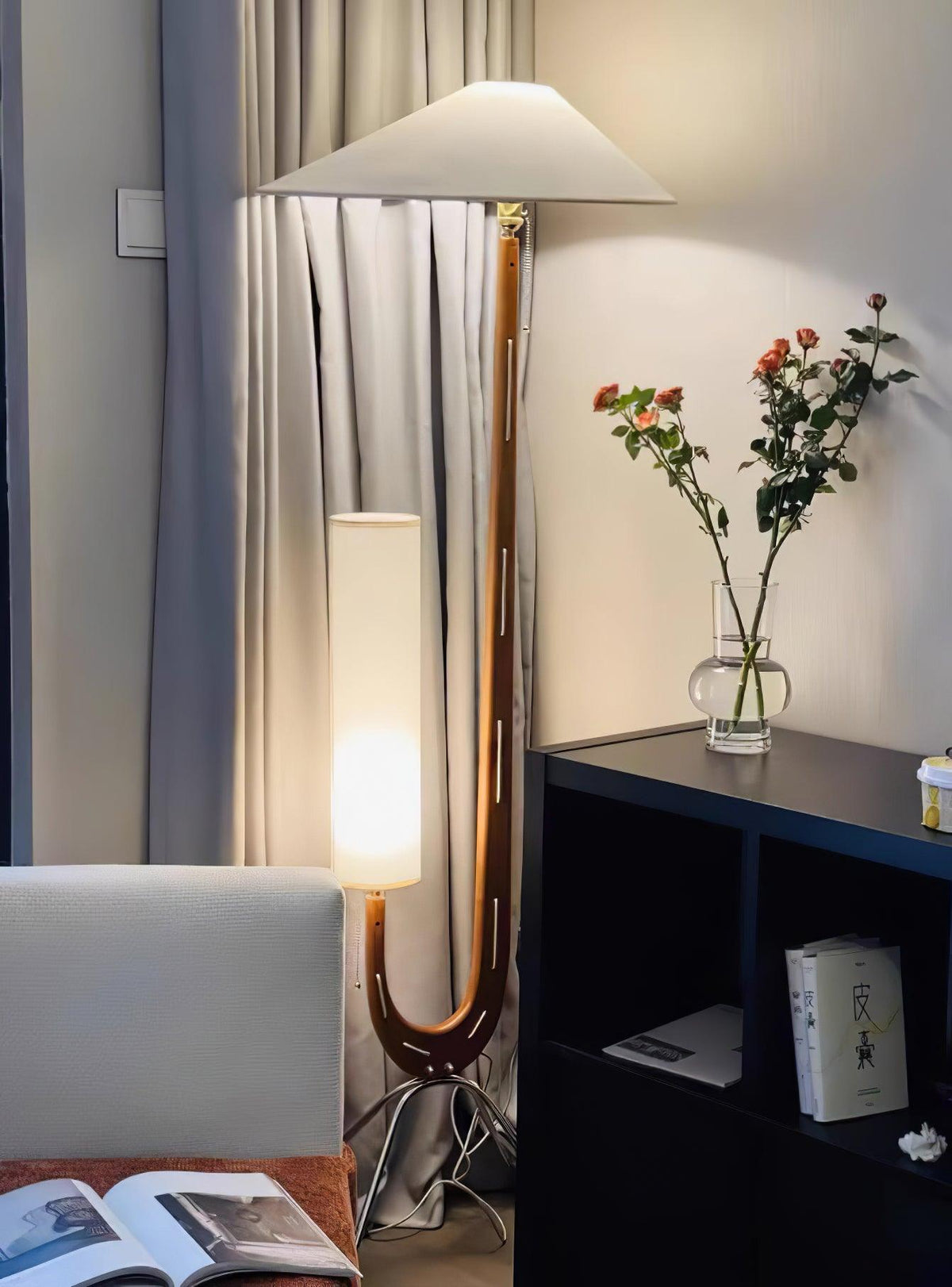 Novael vloerlamp van stof in Scandinavische stijl