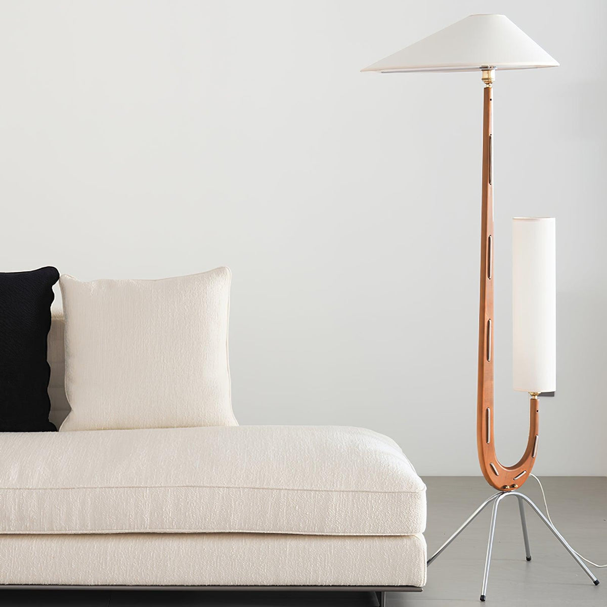 Novael vloerlamp van stof in Scandinavische stijl