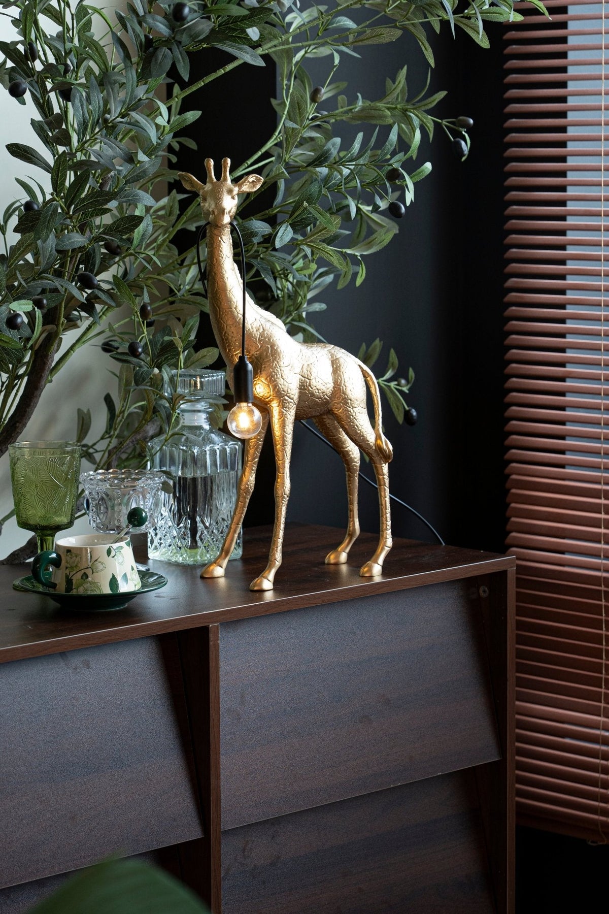 Fexl Luxe giraffesculptuur vloerlamp
