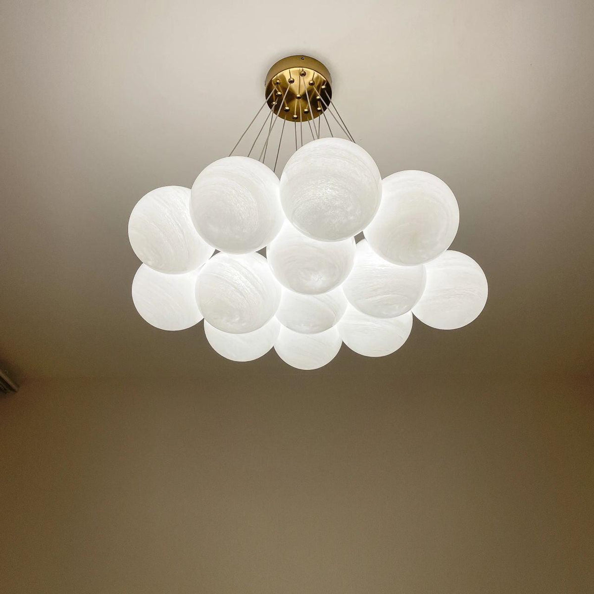 Celalissa Kroonluchter met Glascluster en Matglas