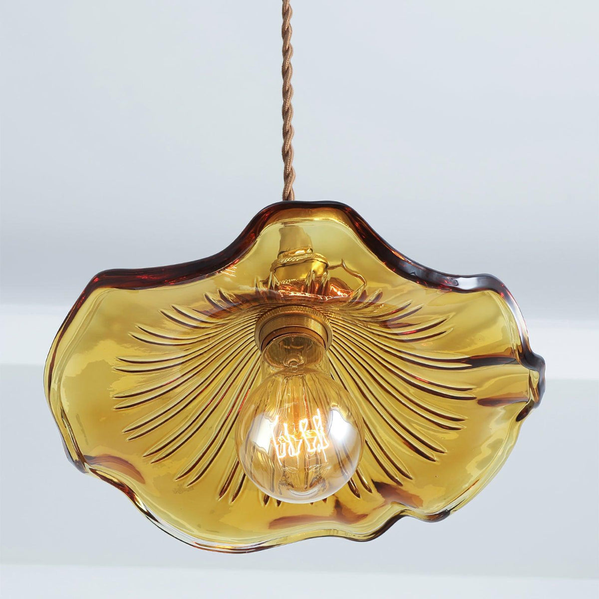 Lioralina Vintage hanglamp van messing en glas met goudkleurige afwerking en heldere kap