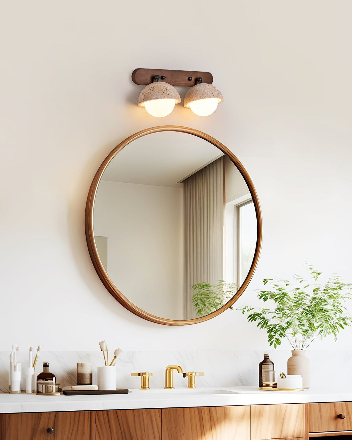 Cavix wandlamp met halve maan van geel travertin en walnoothout