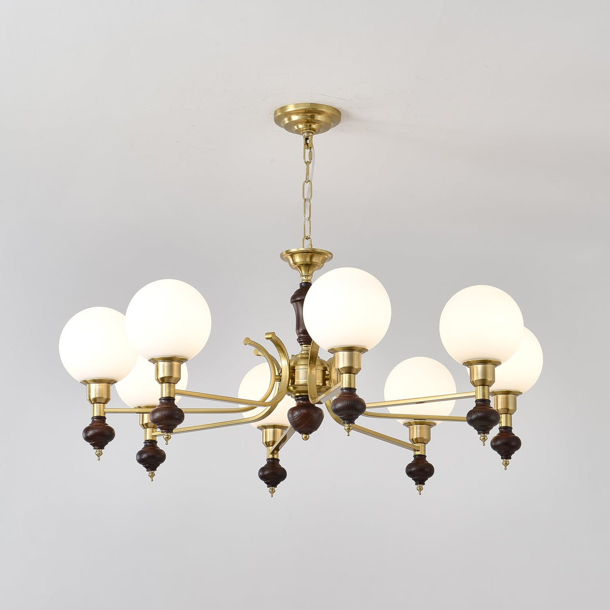 Nesvin Kroonluchter Hout & messing bollen Orb