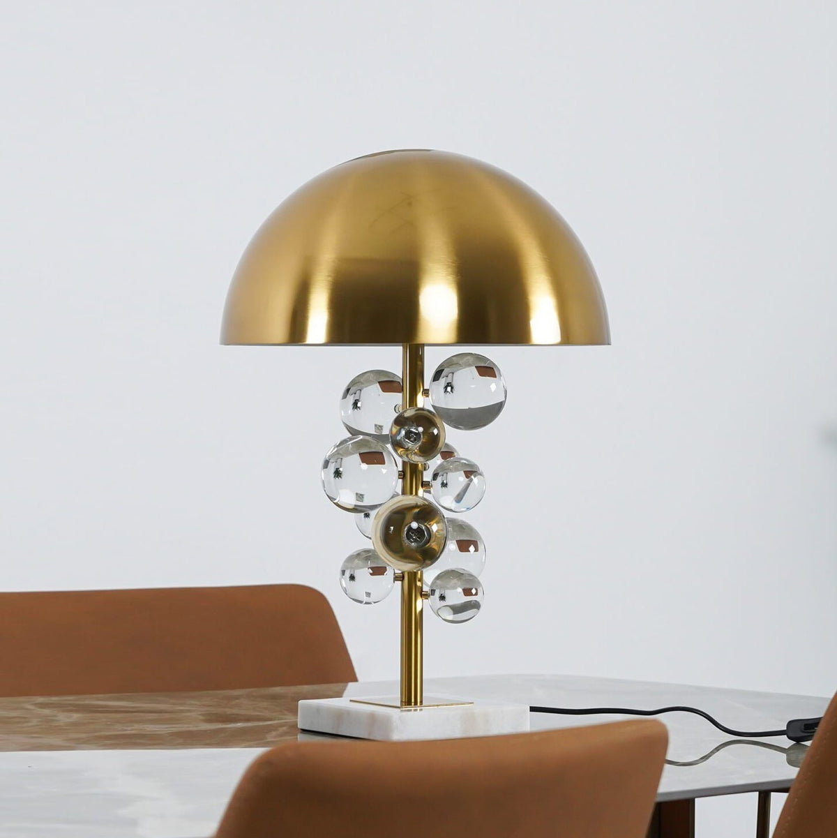 Petoeria Moderne tafellamp van marmer