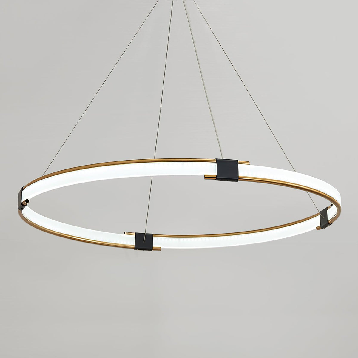 Lavi Kroonluchter met Gouden Ring LED Halo Modern