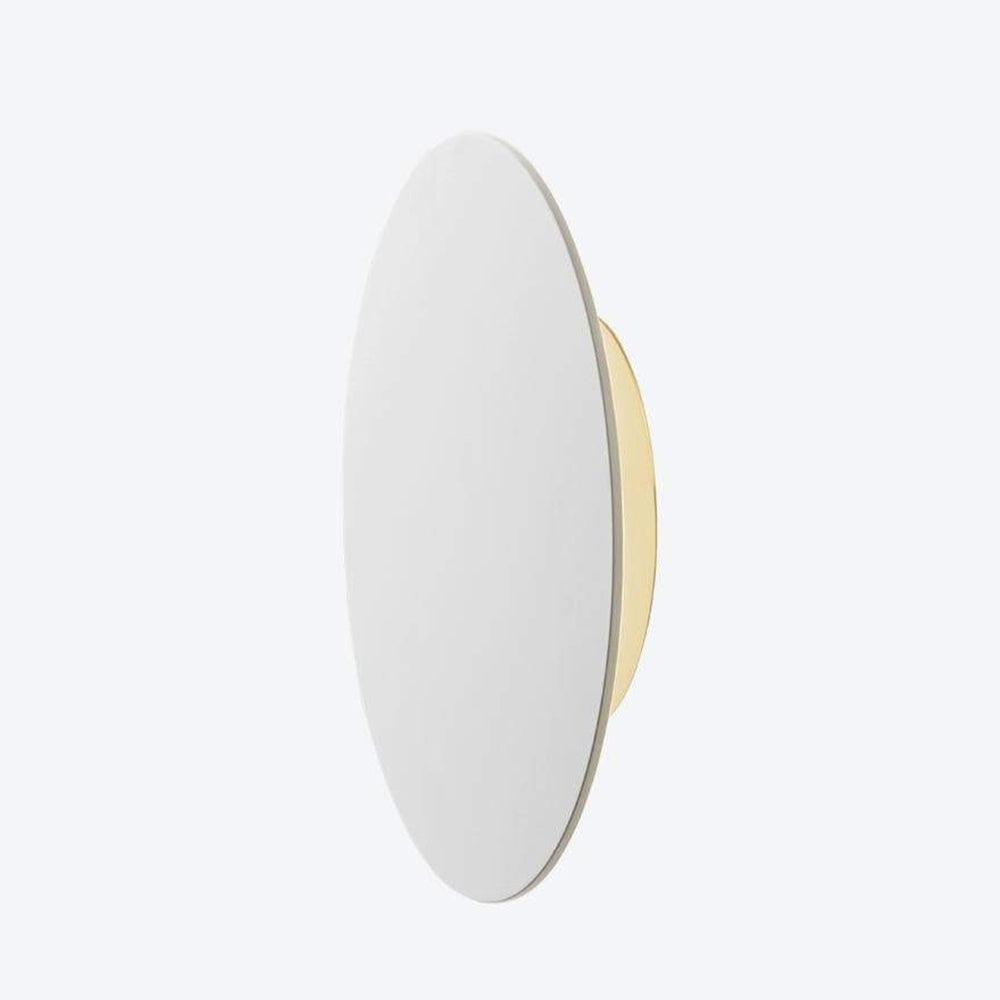 Phelan wandlamp van messing met minimalistisch ontwerp