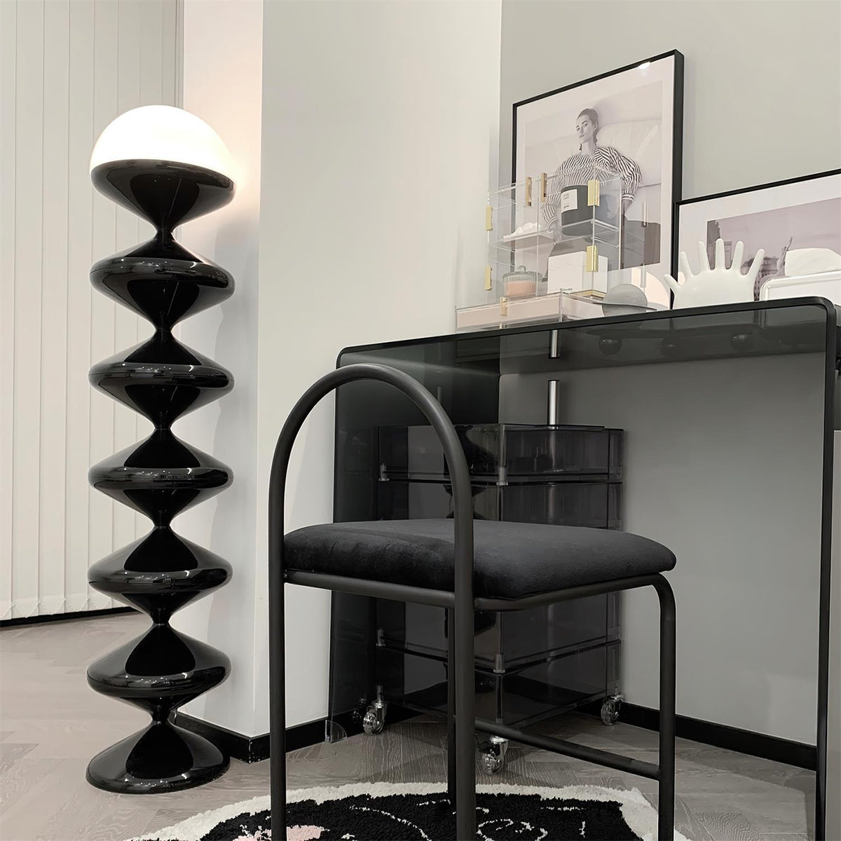 Noreriella vloerlamp