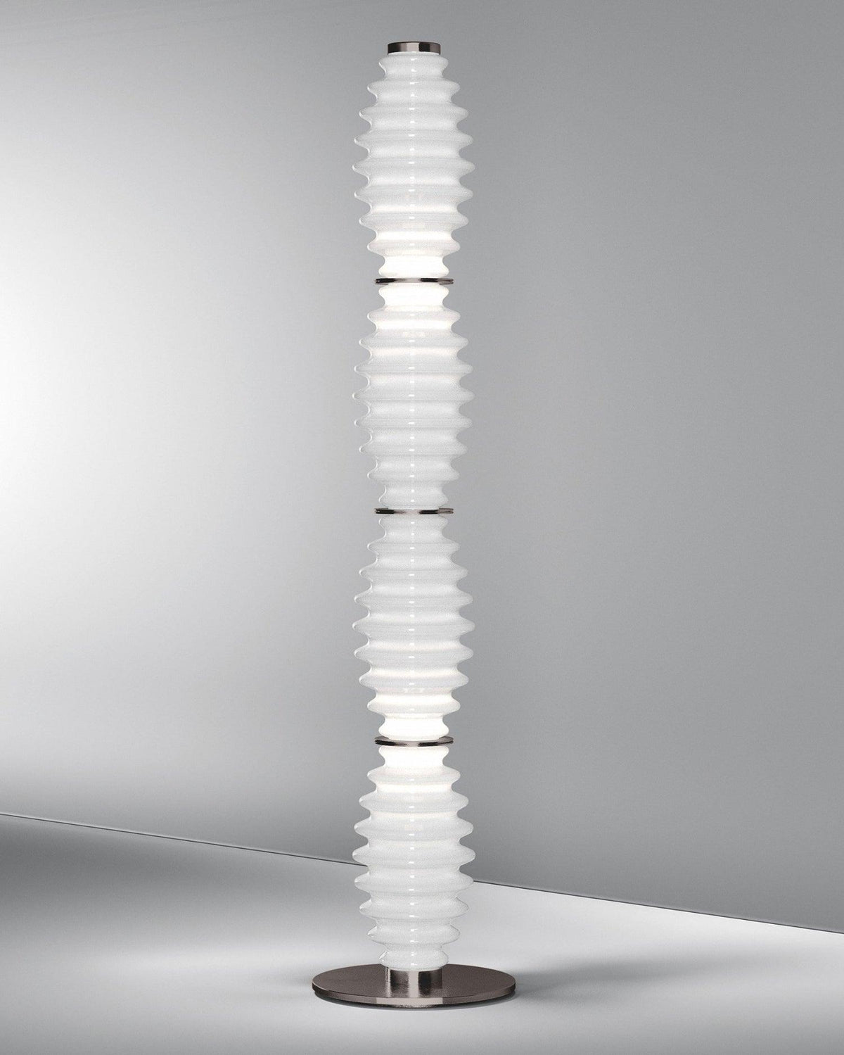 Celerine moderne vloerlamp met glazen kap