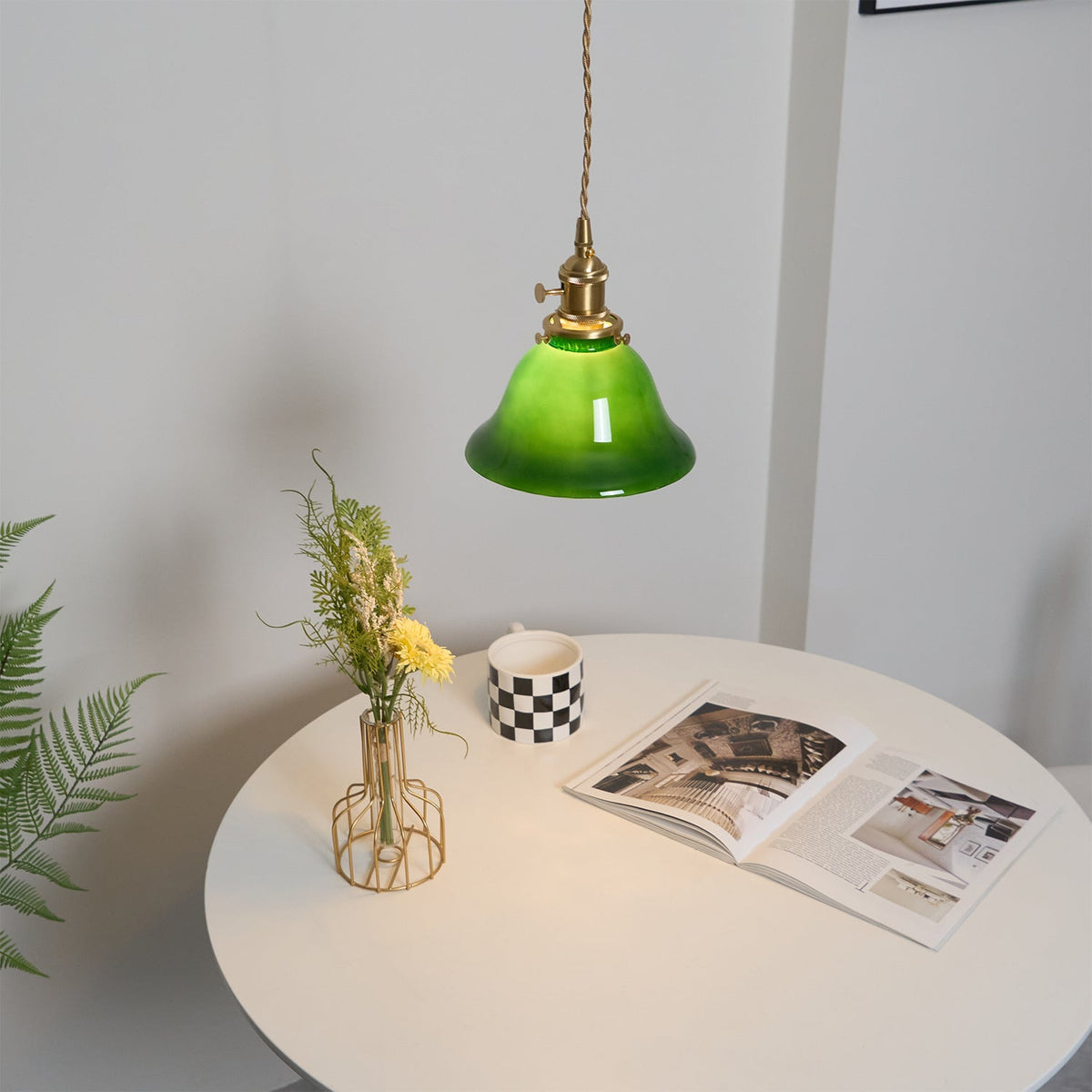 Jovanth Retro hanglamp in messing met groene afwerking