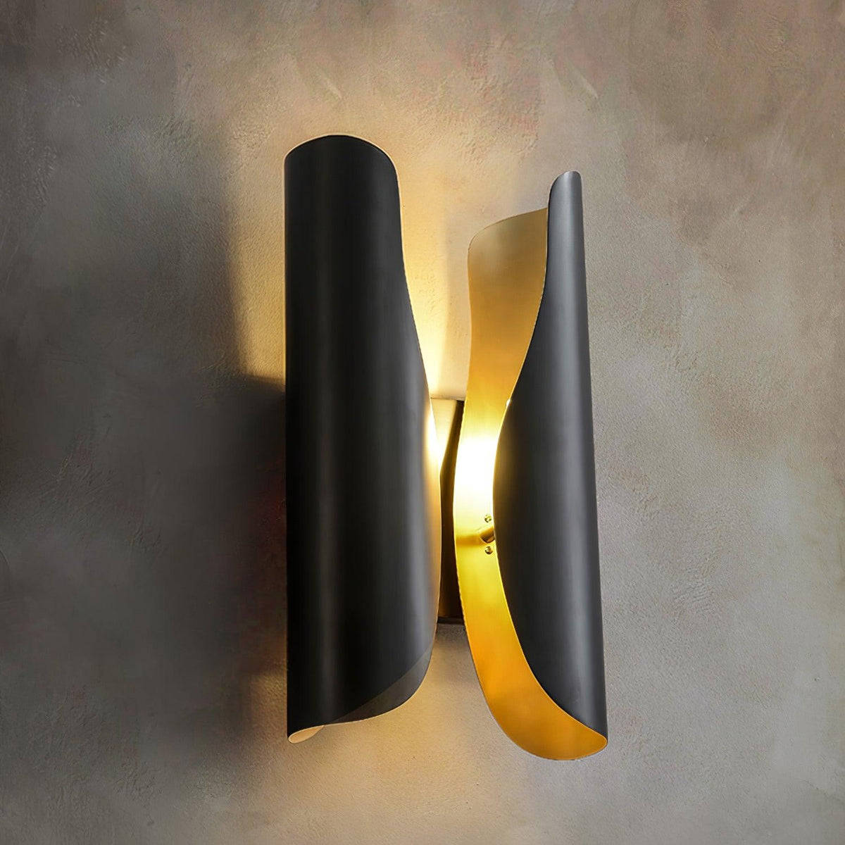 Solthren Guardian wandlamp
