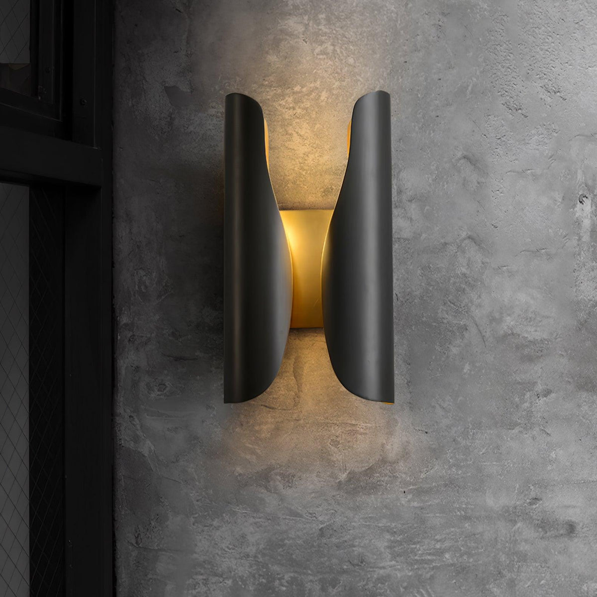 Solthren Guardian wandlamp