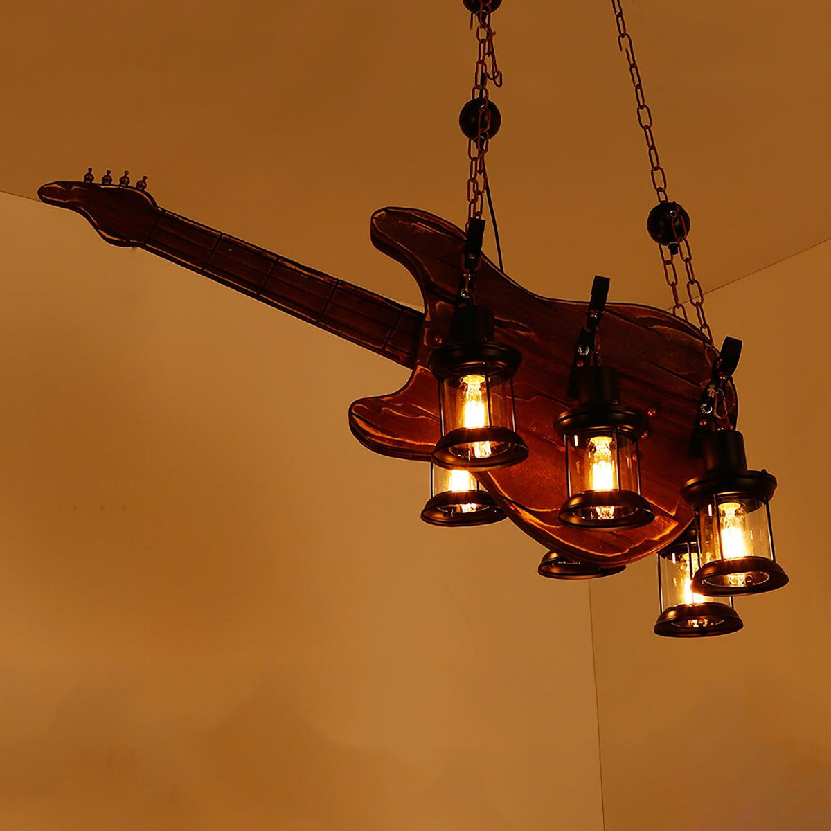 Elvisette hanglamp gitaarvorm rustiek walnoot hout vintage