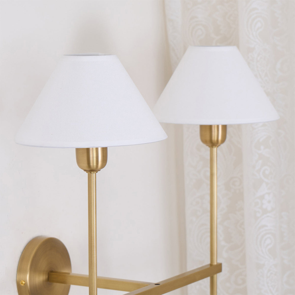 Orelisira wandlamp