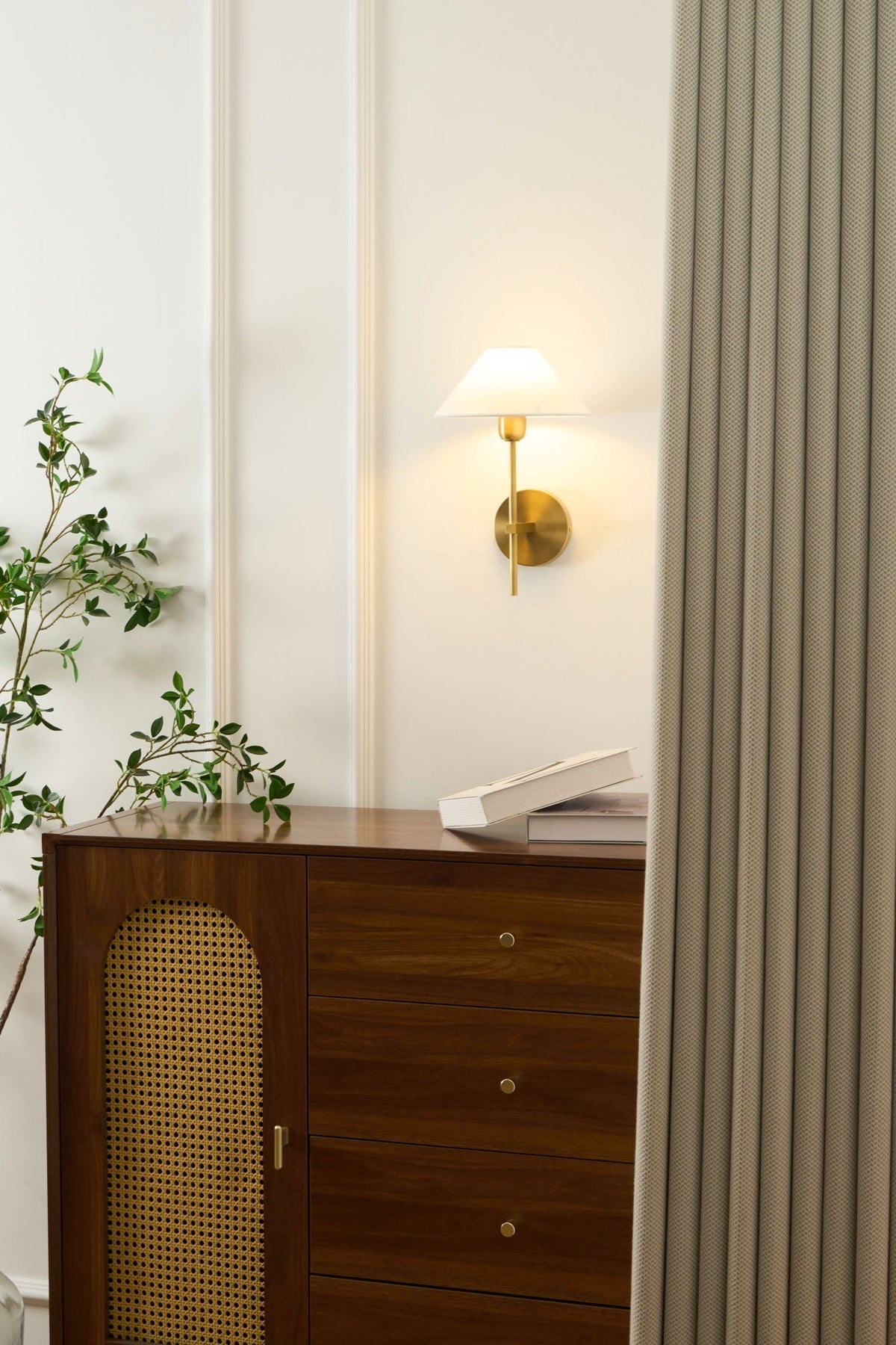Orelisira wandlamp