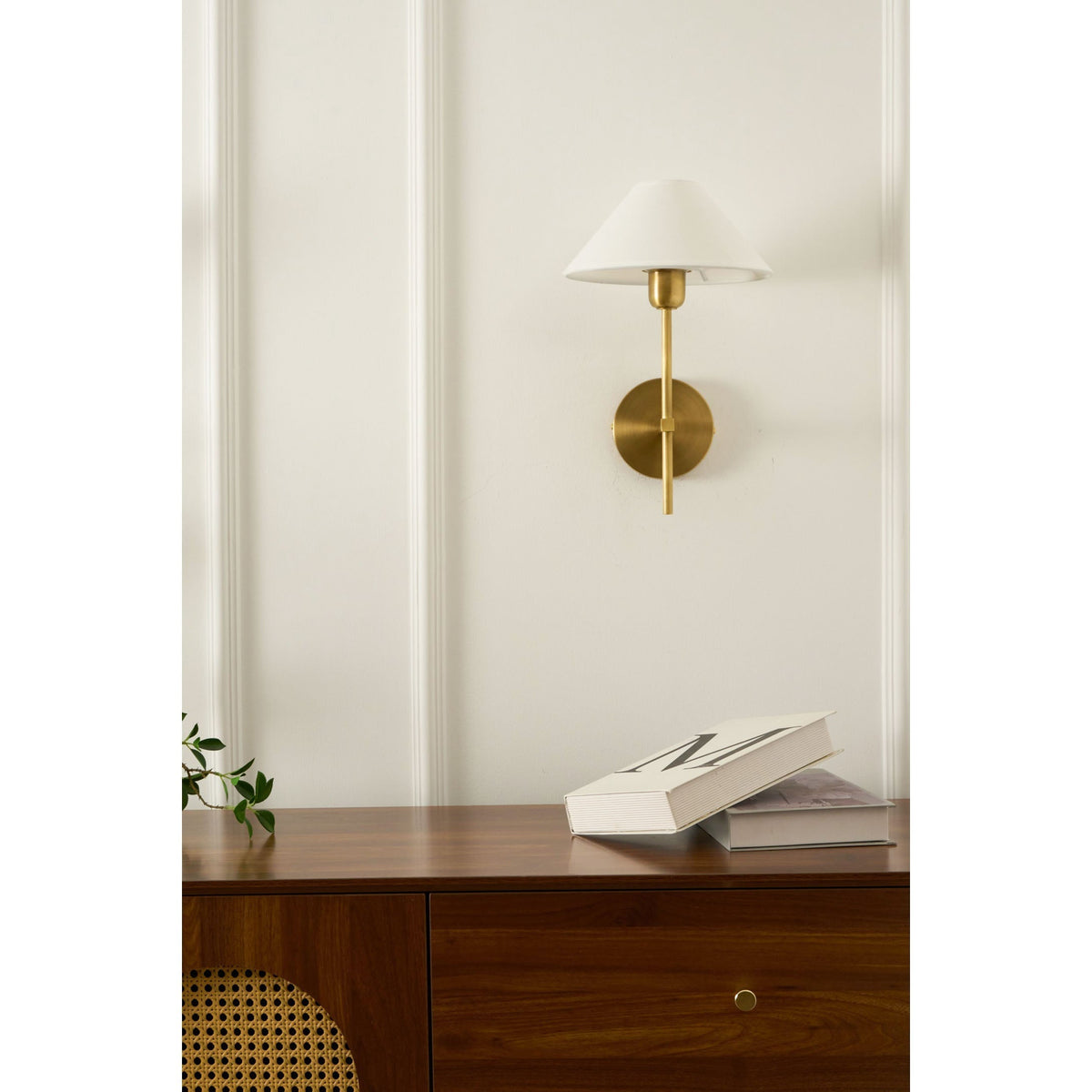 Orelisira wandlamp
