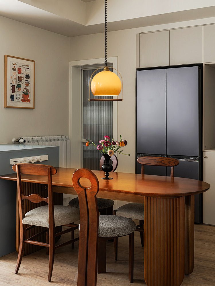 Halcyon Moderne hanglamp van hout met minimalistische boog