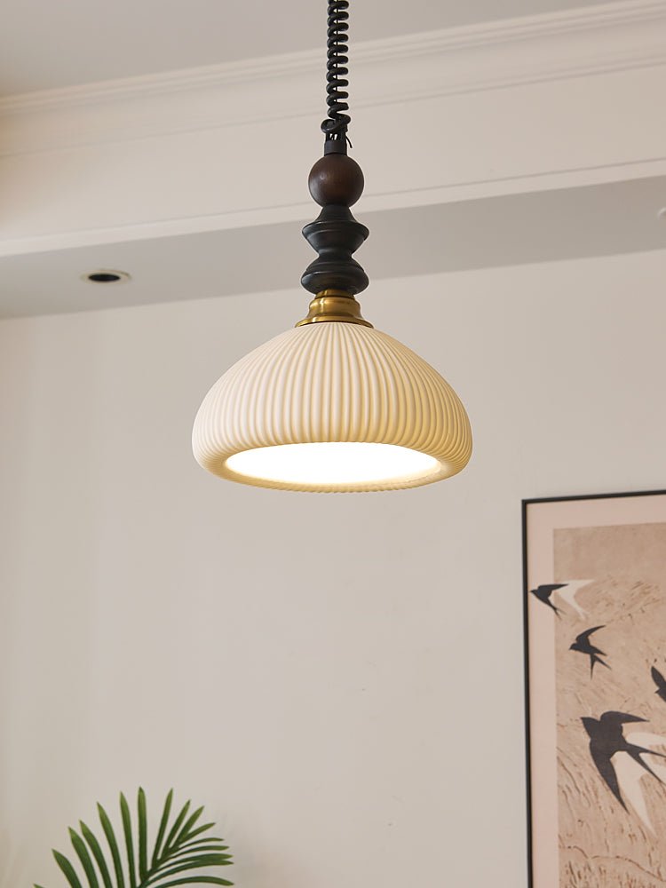 Halcyon Moderne hanglamp van hout met minimalistische boog