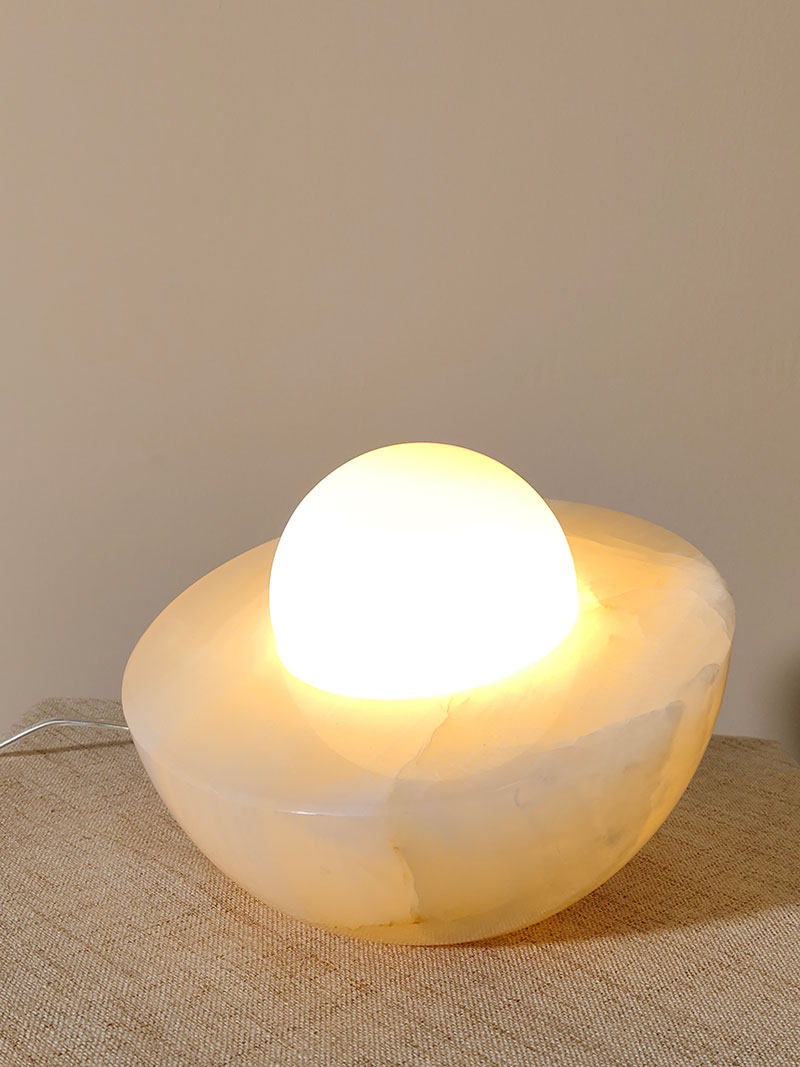 Fryle Jade minimalistisch Halo tafellamp