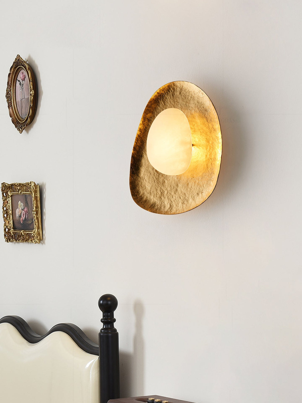 Terieaine Halo Aperture wandlamp
