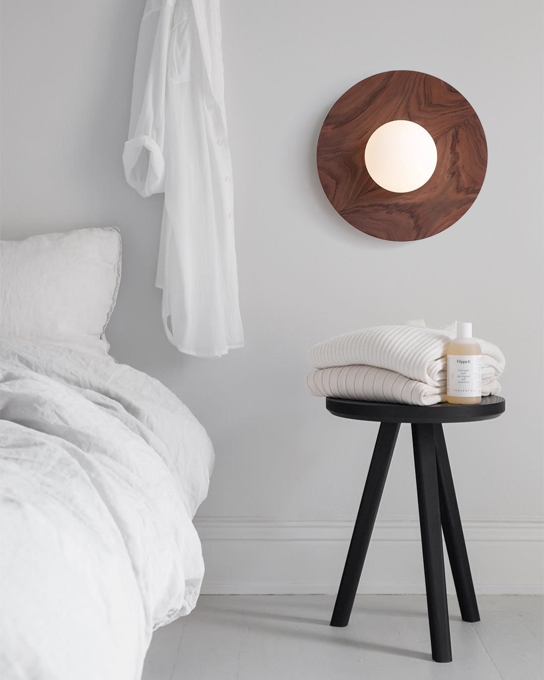 Eloza moderne minimalistische wandlamp van hout en glas